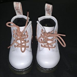 Toddler dr martens size 4